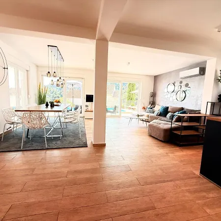 Βίλα Luxury Emily Ražanj