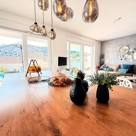 Luxury Emily * Ražanj