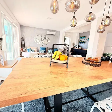 Villa Luxury Emily *