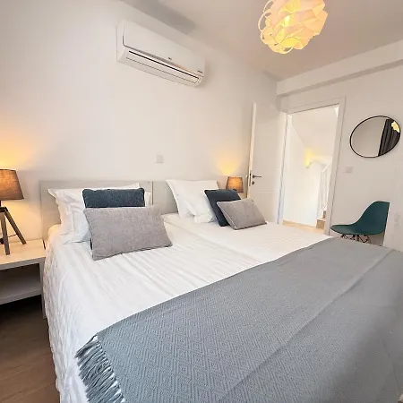 Luxury Emily Ražanj