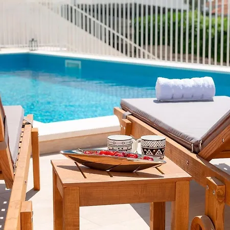 Luxury Emily Villa Razanj