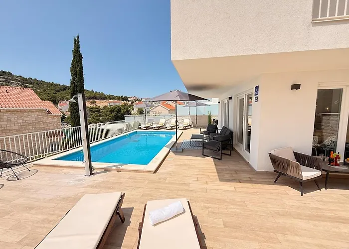 Villa Luxury Emily Ražanj