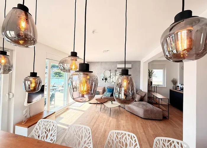 Villa Luxury Emily *