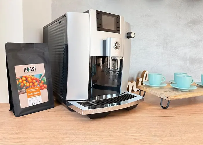 Luxury Emily Ražanj