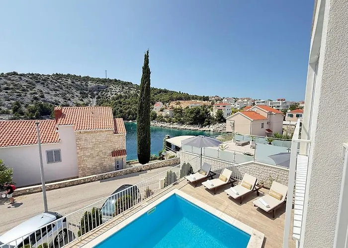 Villa Luxury Emily *