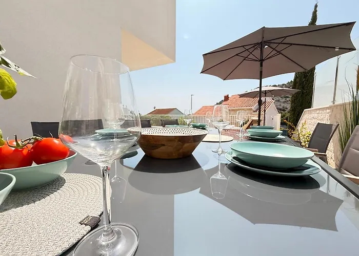 Villa Luxury Emily *