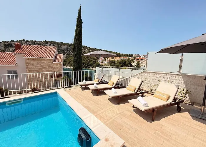 Villa Luxury Emily *