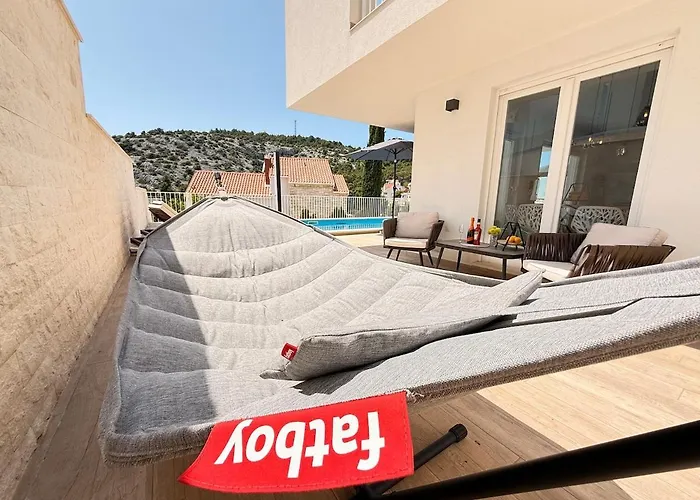 Villa Luxury Emily Ražanj